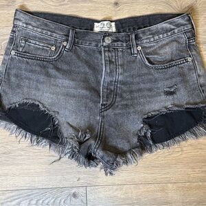 FREE PEOPLE We The Free Loving Good Vibrations Denim Shorts Sulfur Black Sz 29